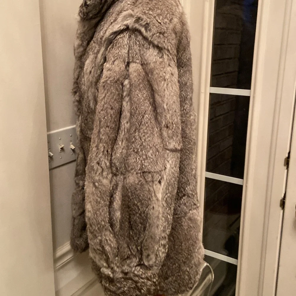 New Genuine Rabbit Fur Coat - Picture 9 of 16